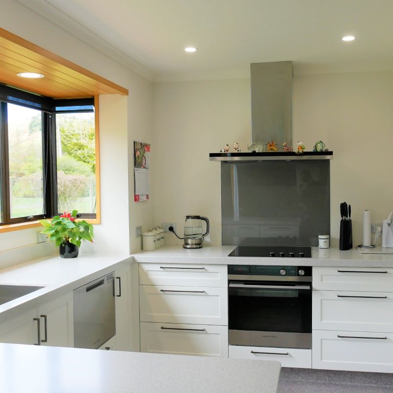 Cottage Features - kitchen